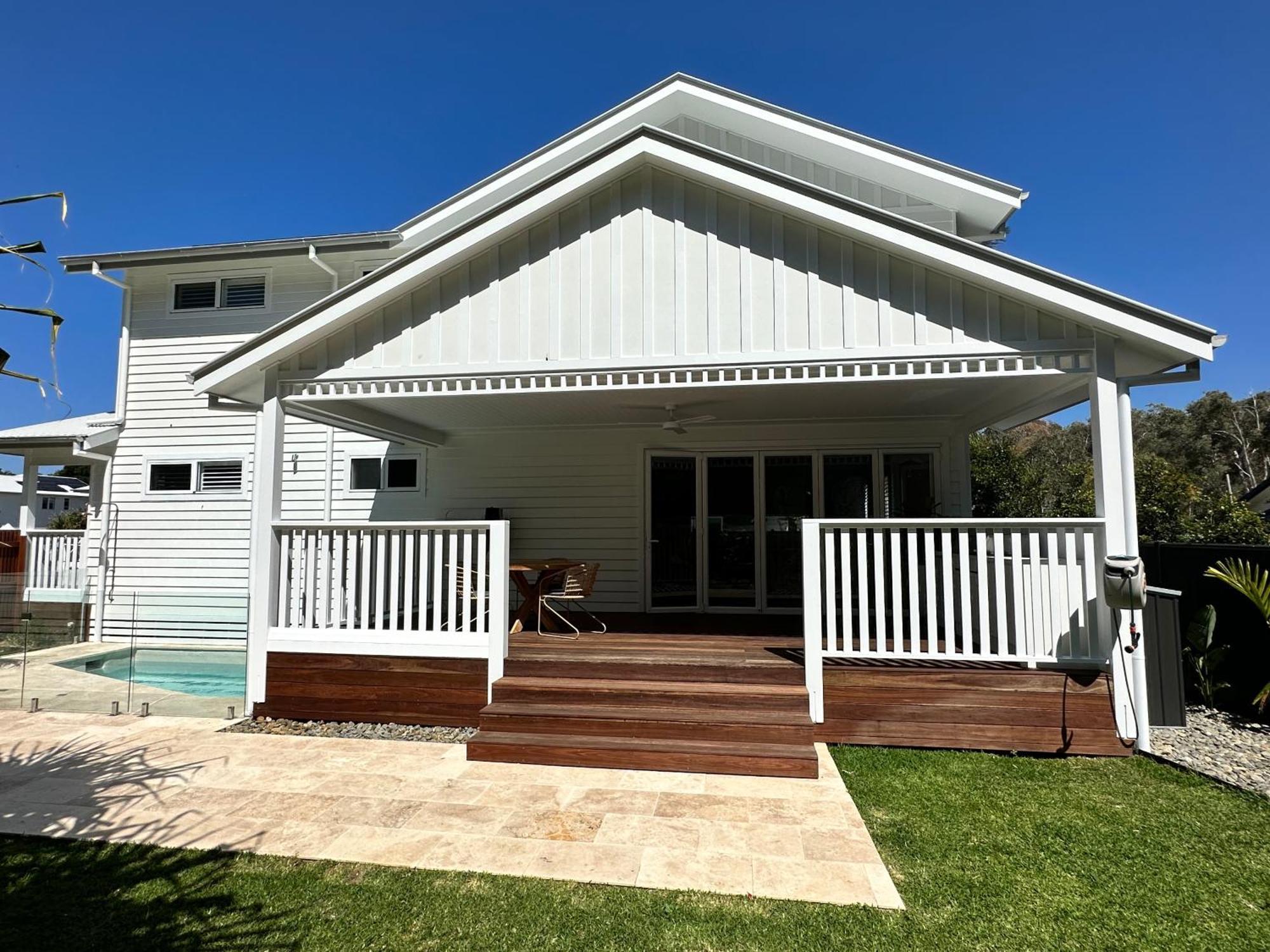 Unwind Guesthouse Byron Bay Exterior photo